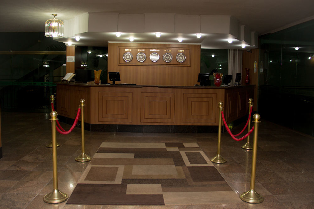 Hotel Nacional Inn Pocos De Caldas - Lazer Completo E Gastronomia No Centro Kültér fotó